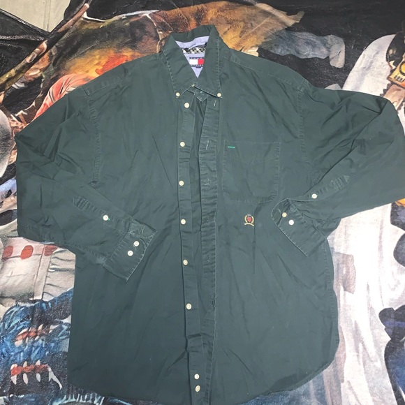Tommy Hilfiger button up - Picture 3 of 3
